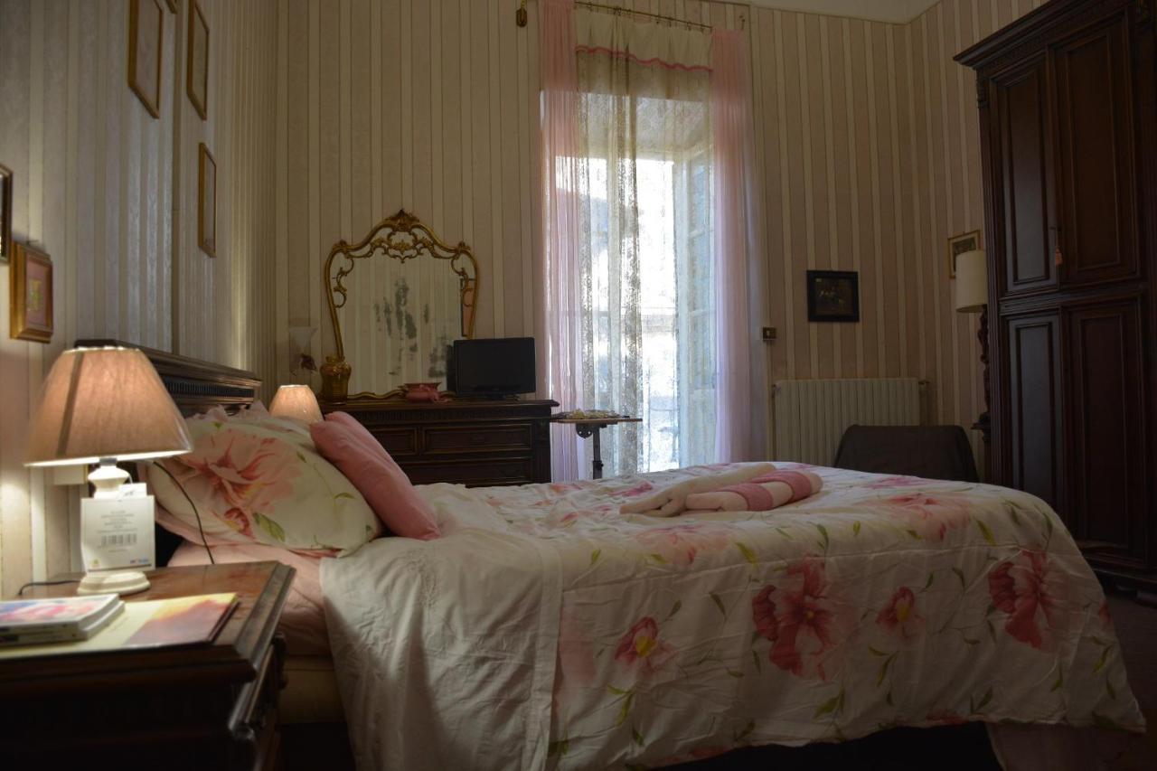 SCAPPO IN UMBRIA, la casa del duomo Lejlighed Amelia Eksteriør billede